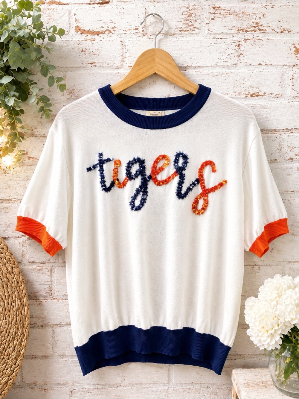 QUEEN OF SPARKLES GameDay Sweater Tigers